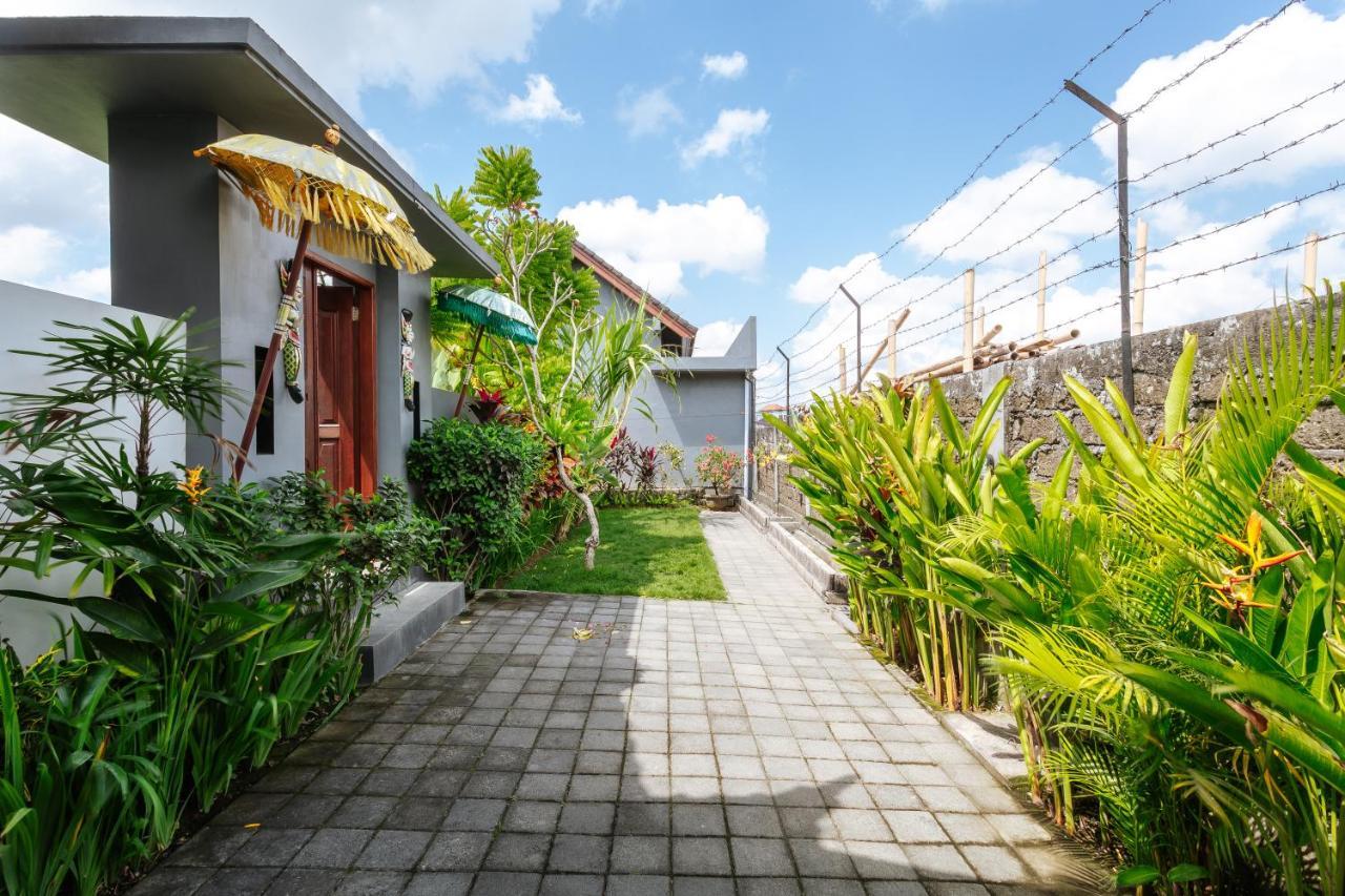 Carik Bali Guest House Canggu Extérieur photo