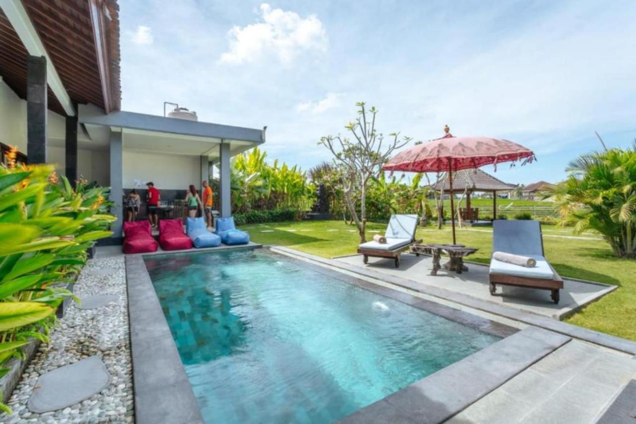 Carik Bali Guest House Canggu Extérieur photo
