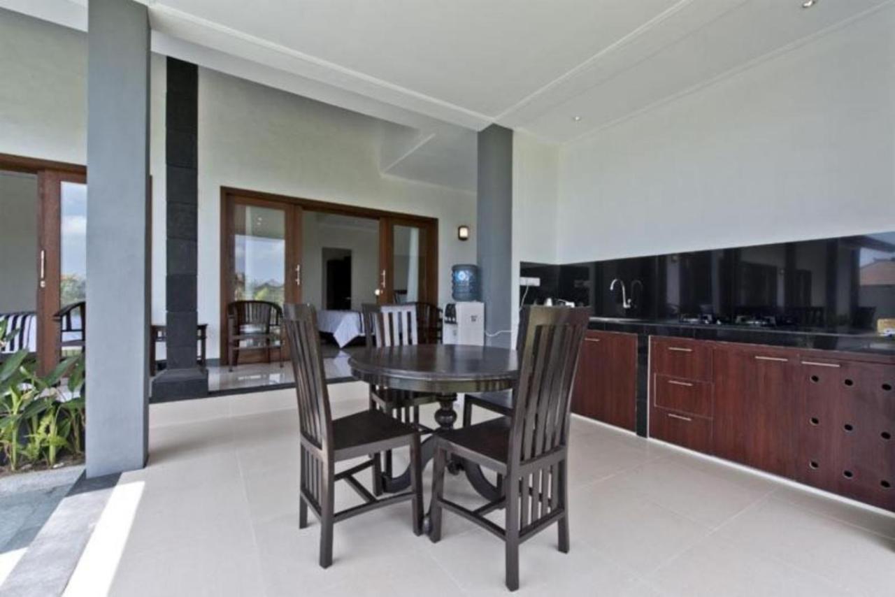 Carik Bali Guest House Canggu Extérieur photo